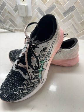 ASICS 9.5 Dynablast Women’s Running Sneakers/Shoes White/ Ginger Peach.